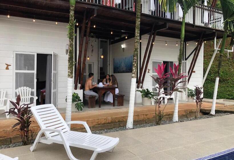 호텔 Ballena Dorada Lodge