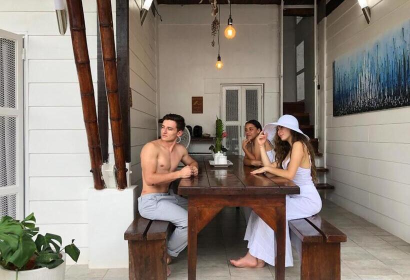 호텔 Ballena Dorada Lodge