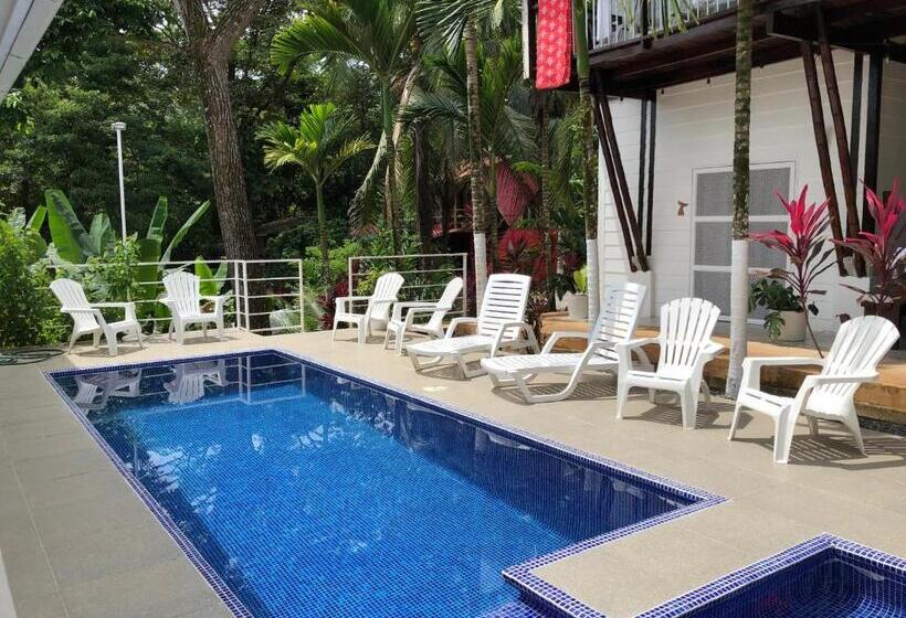 호텔 Ballena Dorada Lodge