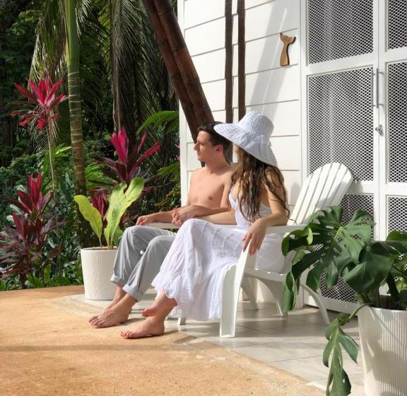 فندق Ballena Dorada Lodge