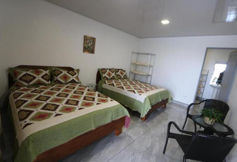 호텔 Cattleya Family