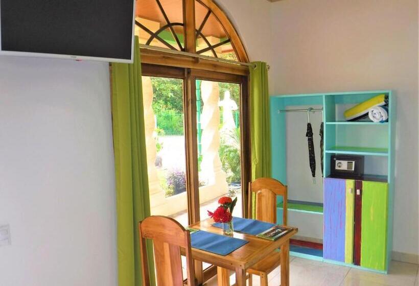 호텔 Coco Beach Village