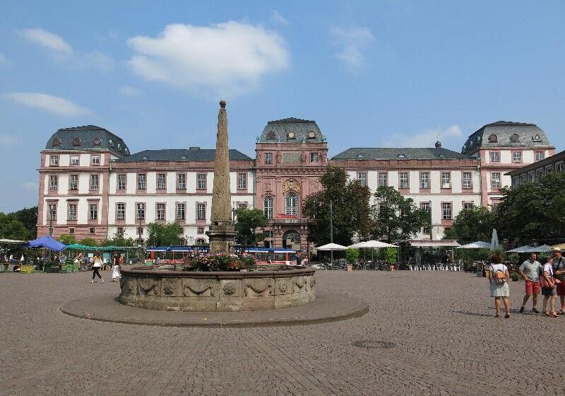 酒店 Holiday Inn Express   Darmstadt, An Ihg