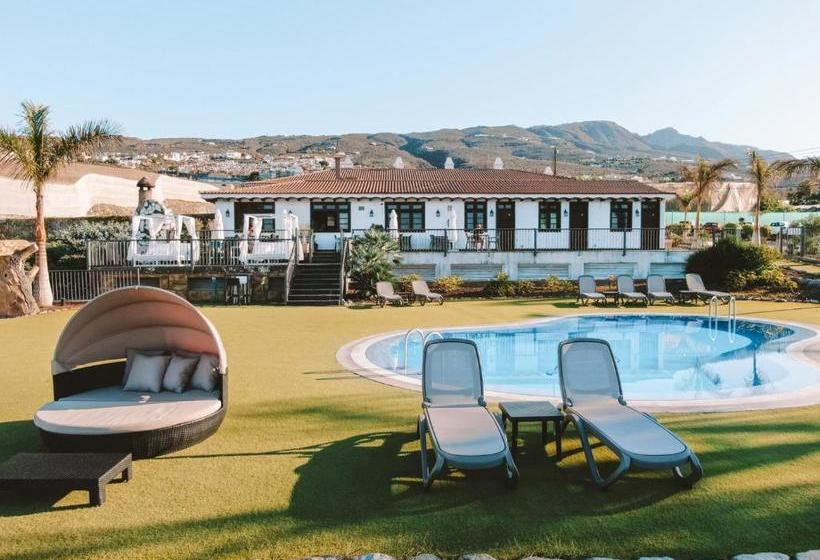 호텔 La Casa Nova Hostel