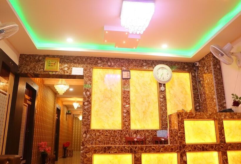 فندق Mahira Residency