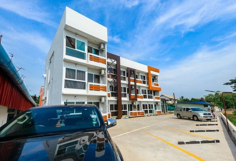 O2 Hotel Sakonnakhon