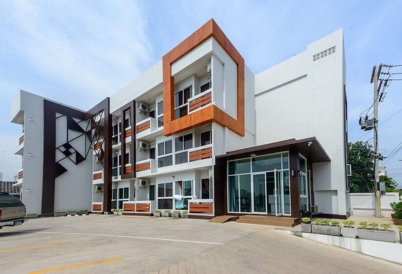 O2 Hotel Sakonnakhon