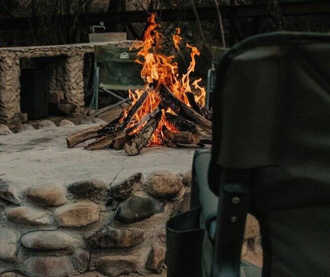 ホテル Panzi Lodge