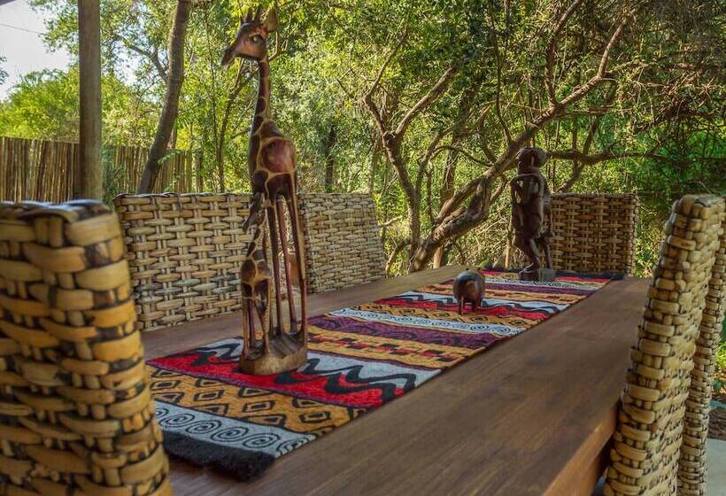 ホテル Panzi Lodge