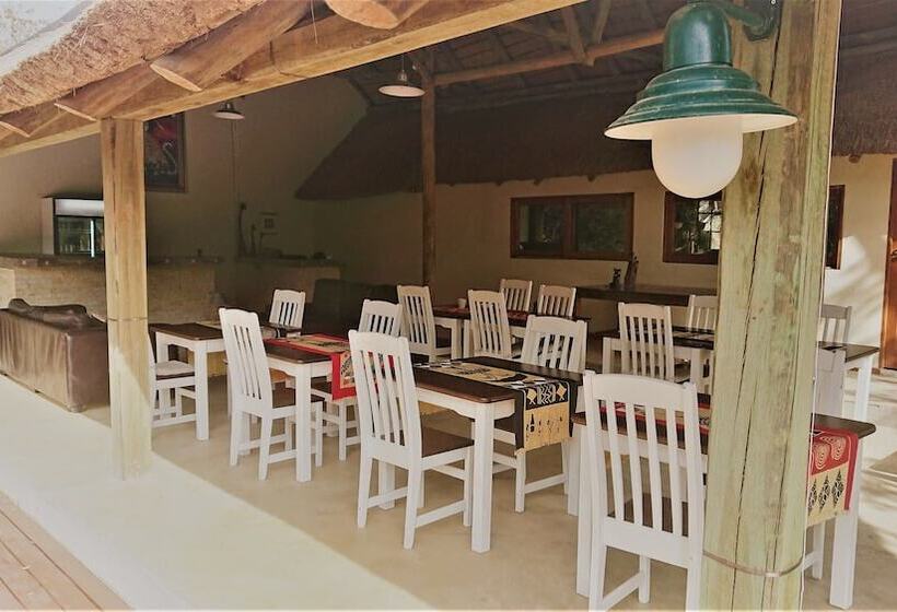בית מלון כפרי Panzi Lodge