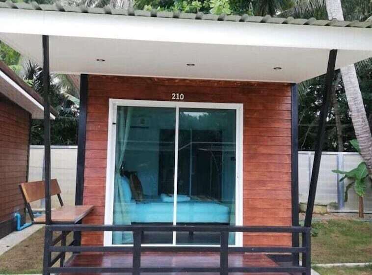 فندق Phumiphat Resort Koh Mook