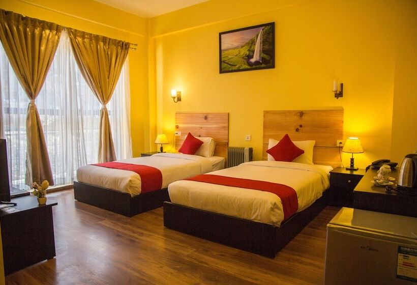 هتل Silverpine Boutique