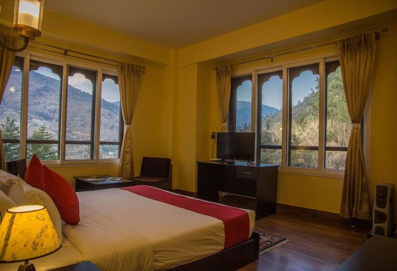 هتل Silverpine Boutique