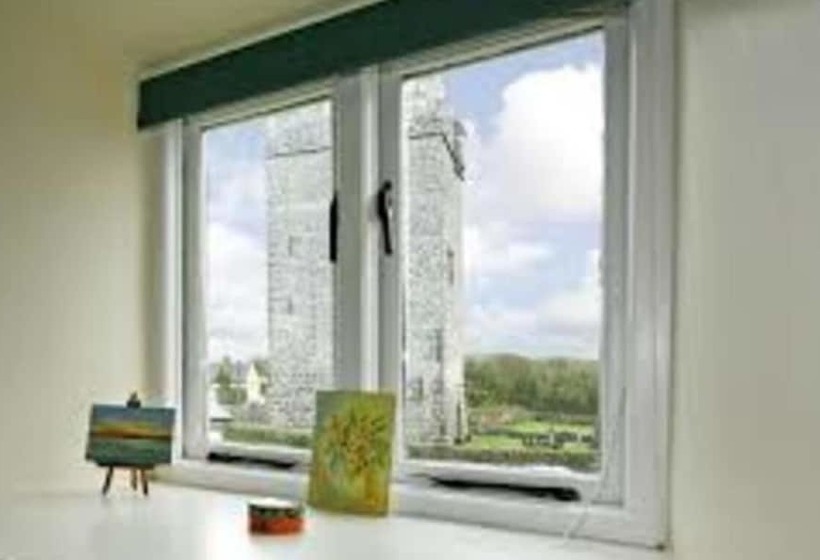 펜션 Castlefergus Lodge