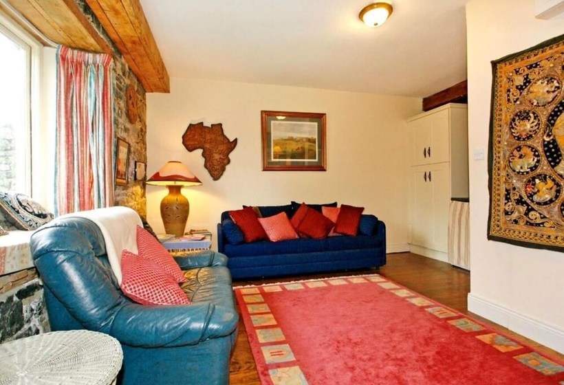 펜션 Castlefergus Lodge