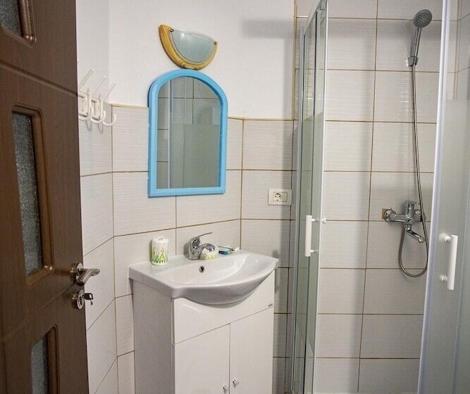 بنسيون David's Private House