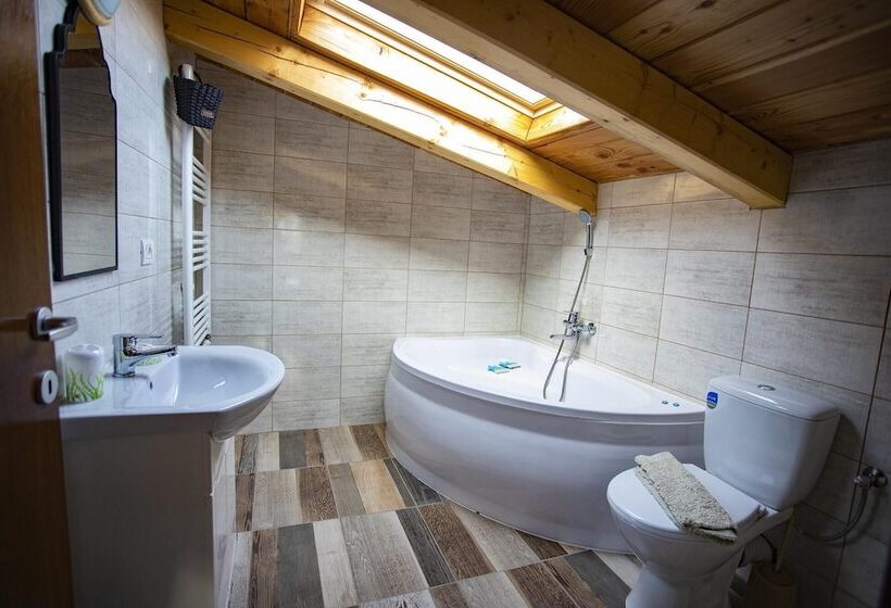 بنسيون David's Private House