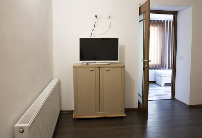 بنسيون David's Private House