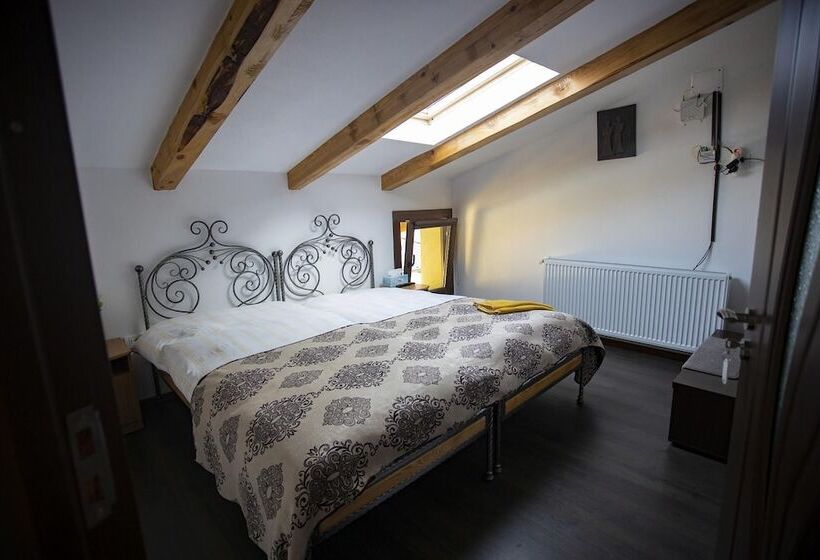 بنسيون David's Private House