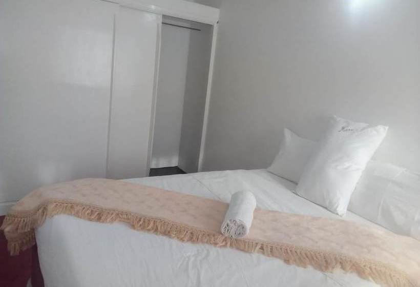 ペンション Ddjumas Acommodation