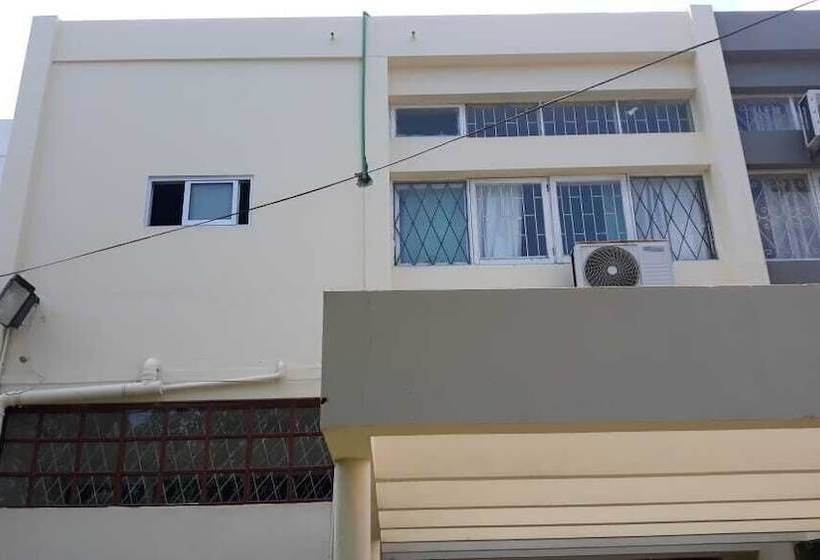 ペンション Ddjumas Acommodation