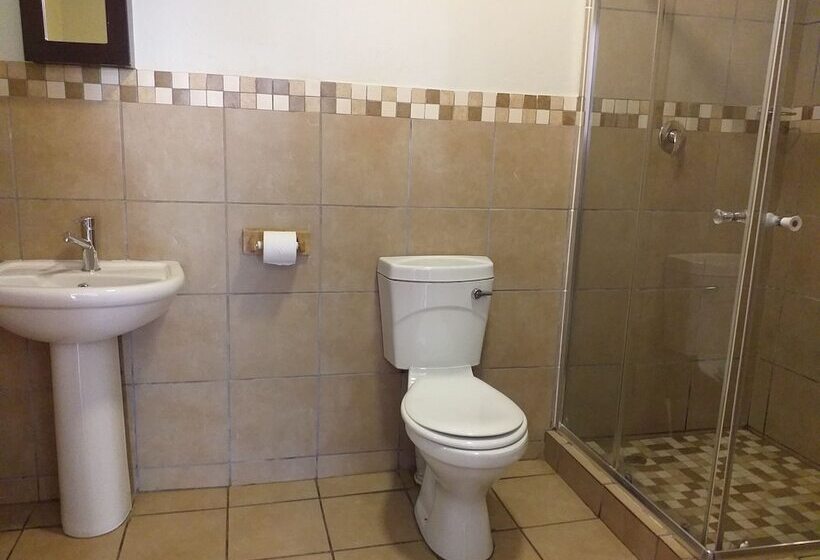 פנסיון Dh Guest House