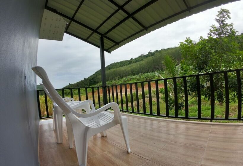 펜션 Green Mountain Resort Koh Yao