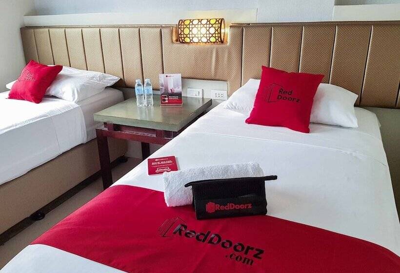 پانسیون Level 007 Hotels And Resorts Inc