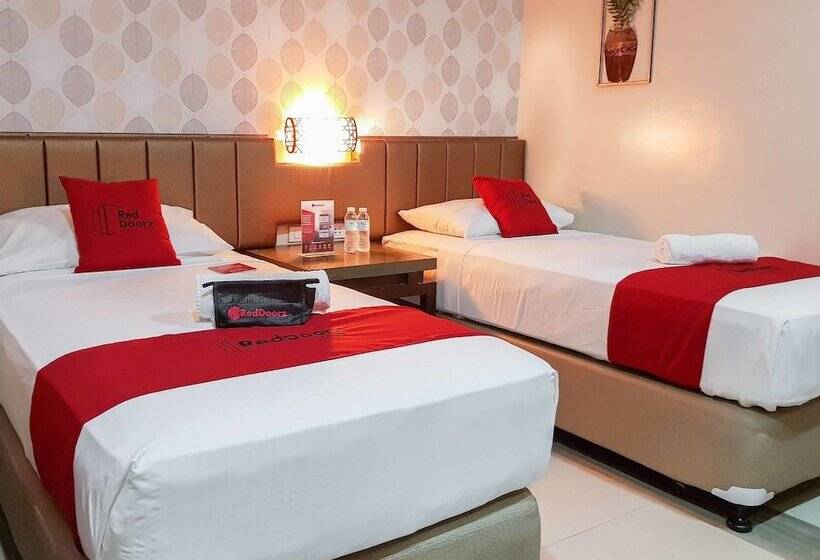 پانسیون Level 007 Hotels And Resorts Inc