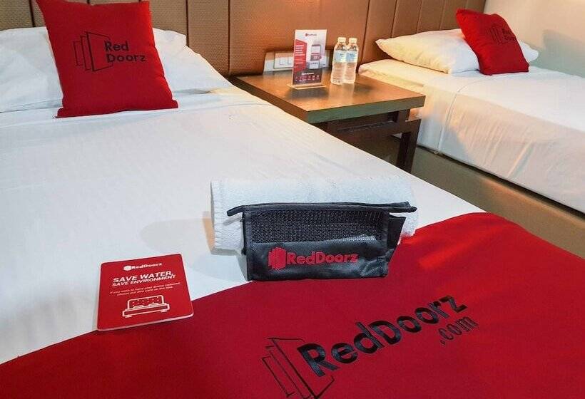 پانسیون Level 007 Hotels And Resorts Inc