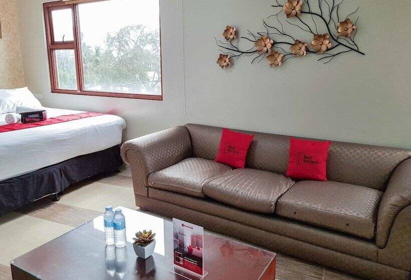 پانسیون Level 007 Hotels And Resorts Inc