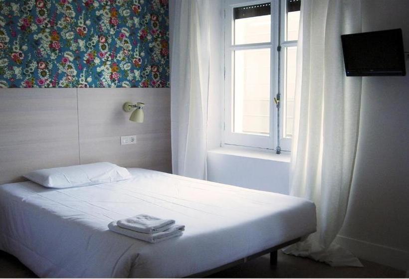 پانسیون Monjes Del Jardín