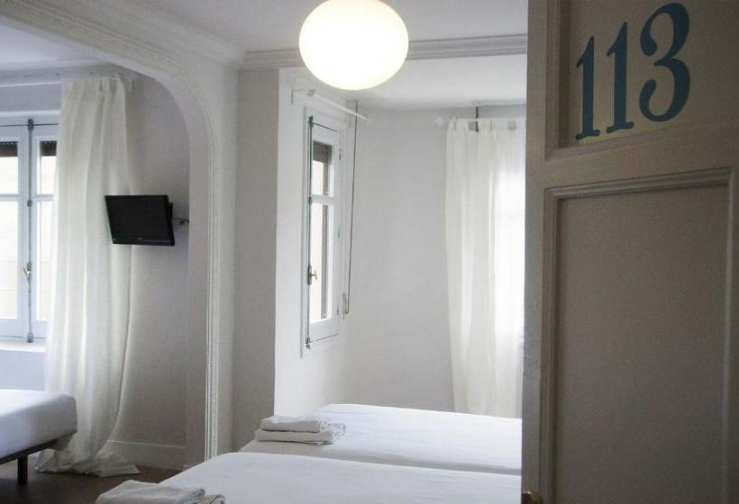 پانسیون Monjes Del Jardín