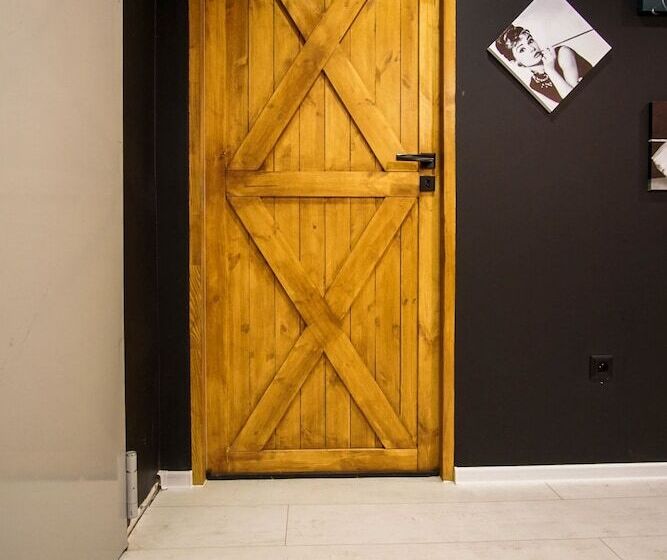 پانسیون Retro Apartments