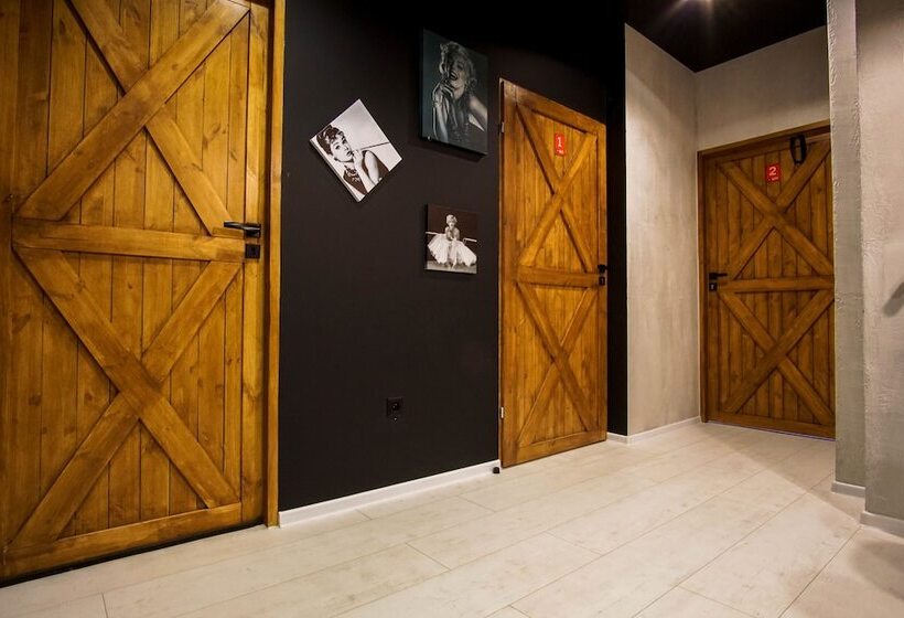 پانسیون Retro Apartments