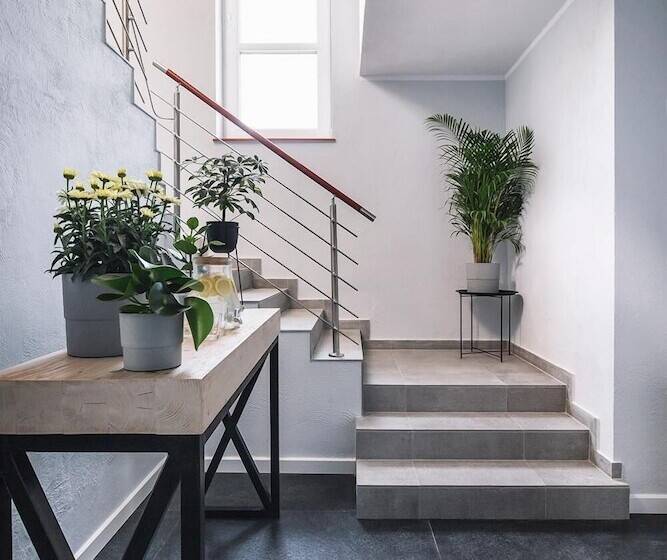 پانسیون Villa Orla