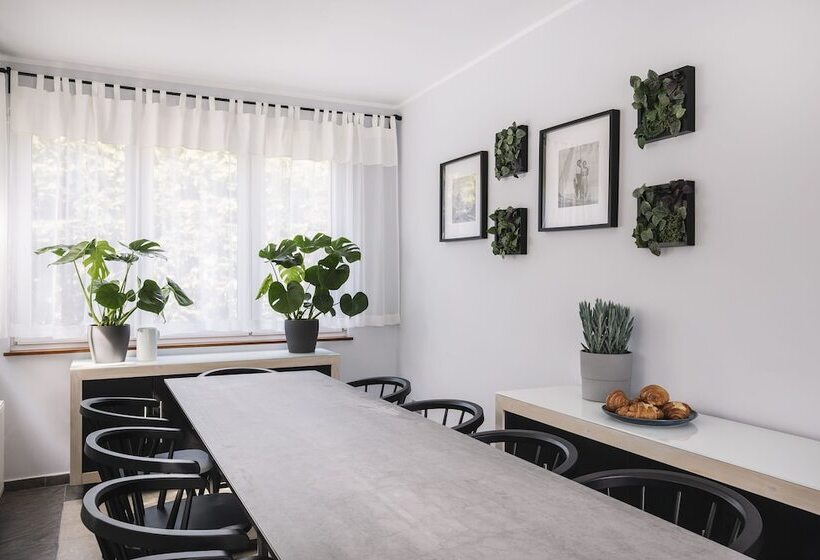 پانسیون Villa Orla