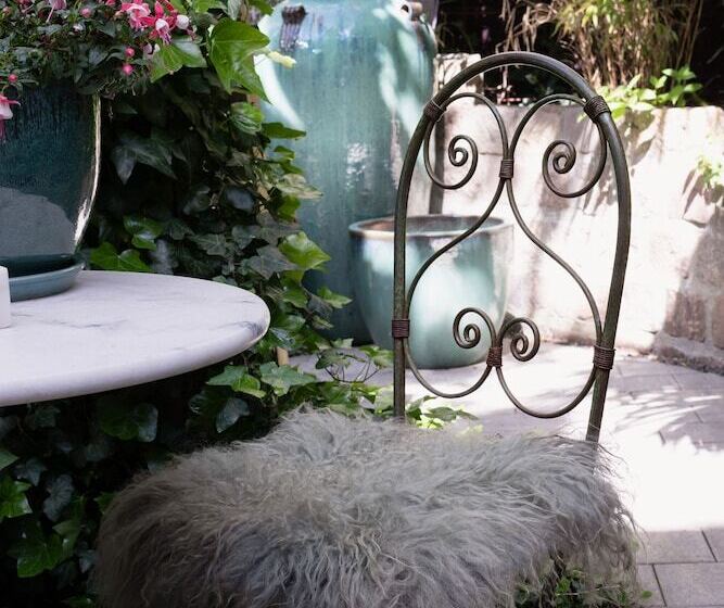 پانسیون Villa360