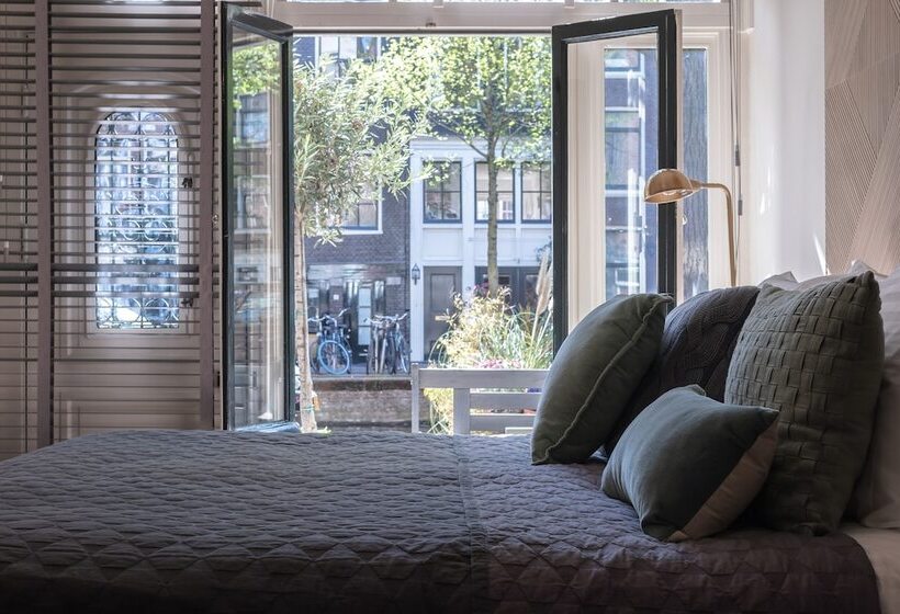 پانسیون Villa360