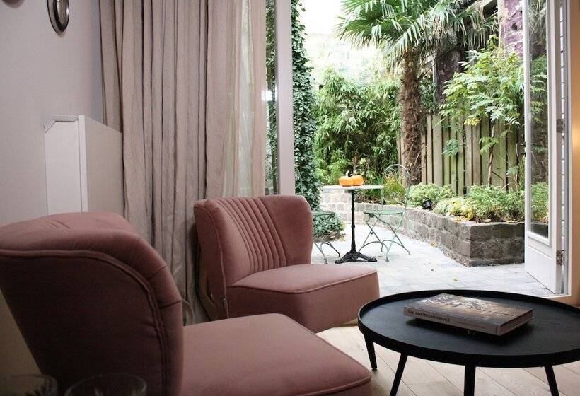 پانسیون Villa360