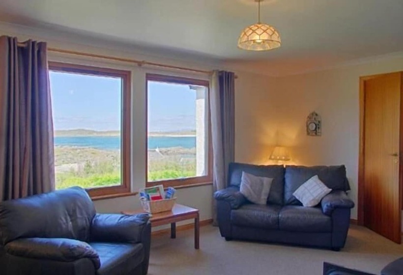 Steading Holidays   Eilean Feoir