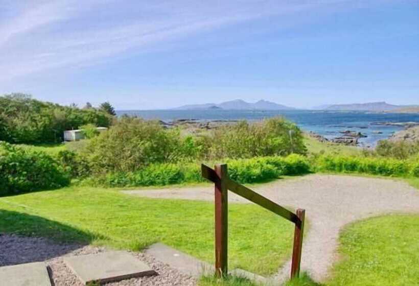 Steading Holidays   Eilean Feoir