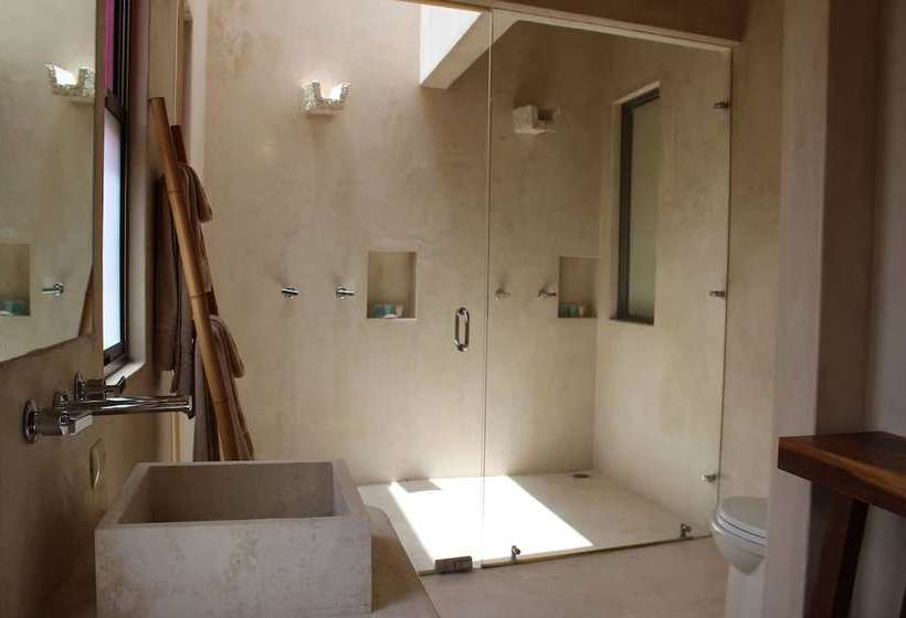 Villa Alma Rosa 4br Full Staff By Rmh