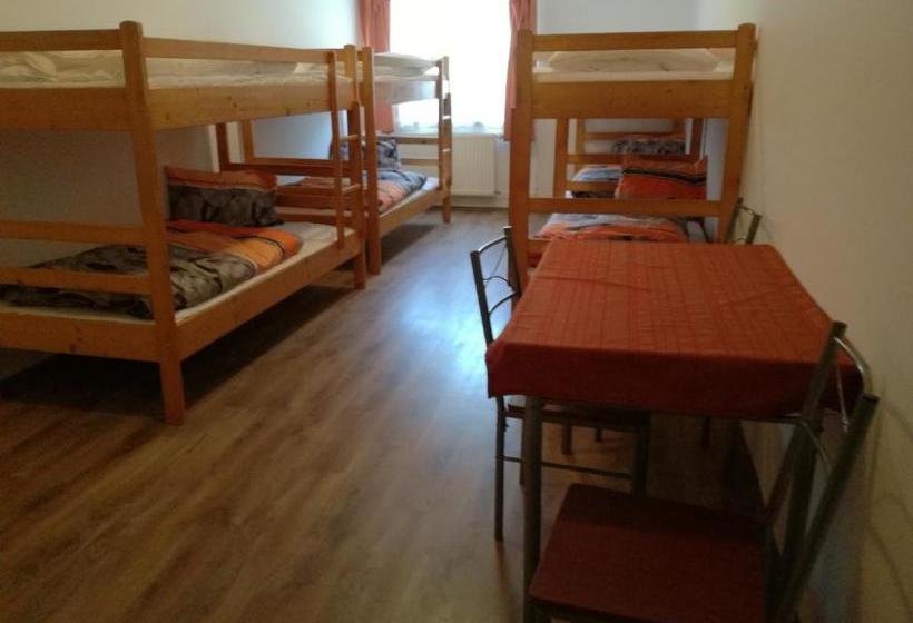 旅馆 Tihany Község önkormányzat   Ifjúsági Szállás