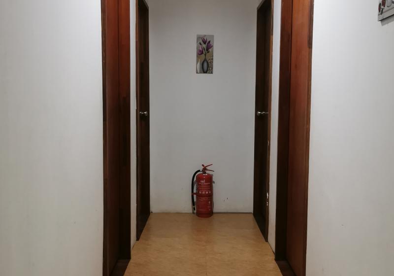 הוסטל Navita Lodge