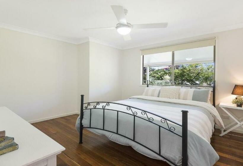 Bailey S Beach House