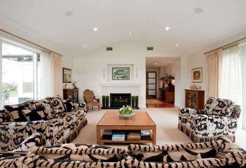 민박 Blackwood House