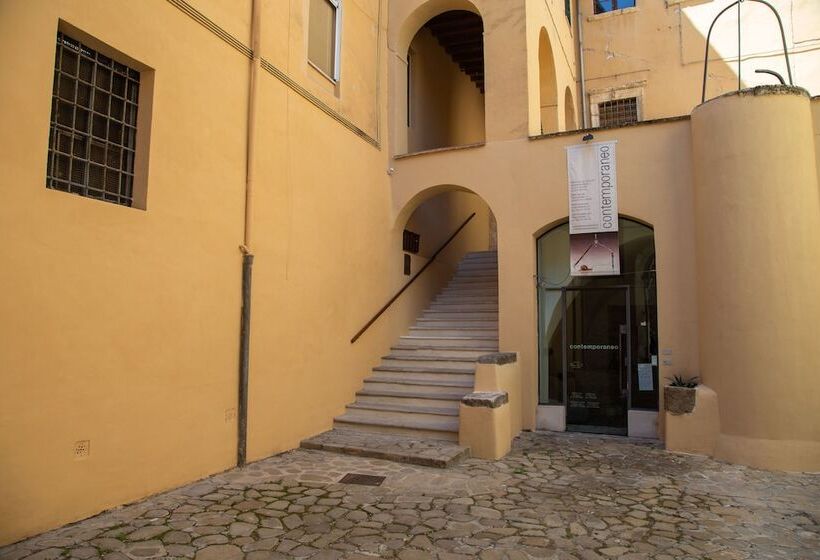 ベッドアンドブレックファースト Dimora Storica Lo Svevo