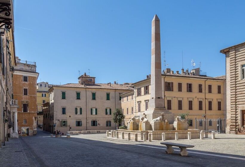 ベッドアンドブレックファースト Dimora Storica Lo Svevo