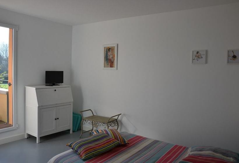 住宿加早餐  La Madinerie